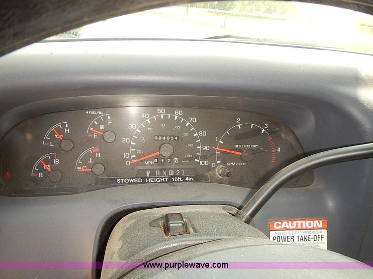 image for item I5477 1999 Ford F550 Super Duty XL bucket truck