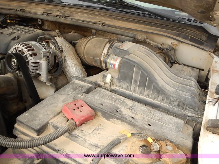 image for item I5477 1999 Ford F550 Super Duty XL bucket truck