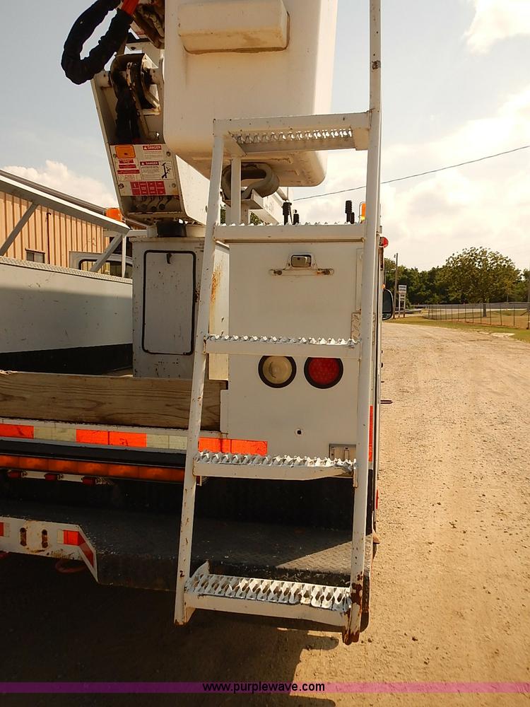 image for item I5477 1999 Ford F550 Super Duty XL bucket truck