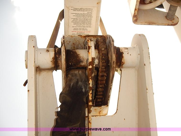 image for item I5477 1999 Ford F550 Super Duty XL bucket truck