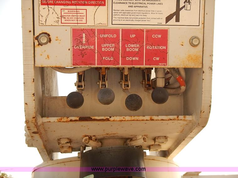 image for item I5477 1999 Ford F550 Super Duty XL bucket truck