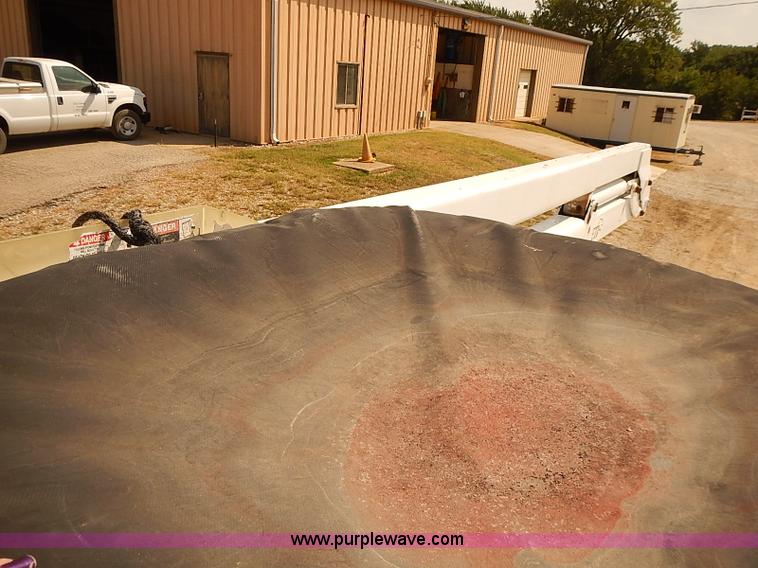 image for item I5477 1999 Ford F550 Super Duty XL bucket truck