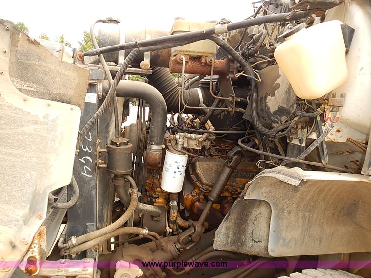 image for item I5478 1986 Chevrolet Kodiak 70 derrick digger truck