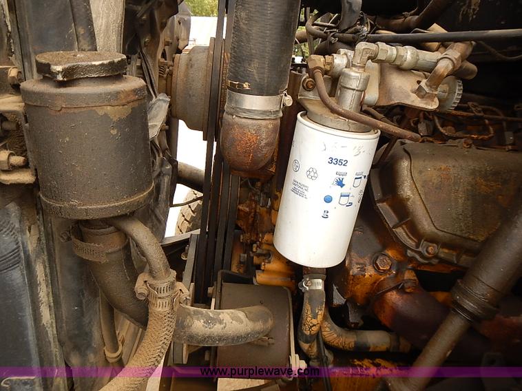 image for item I5478 1986 Chevrolet Kodiak 70 derrick digger truck