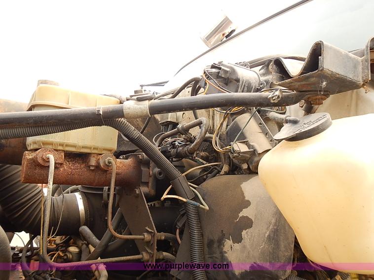 image for item I5478 1986 Chevrolet Kodiak 70 derrick digger truck