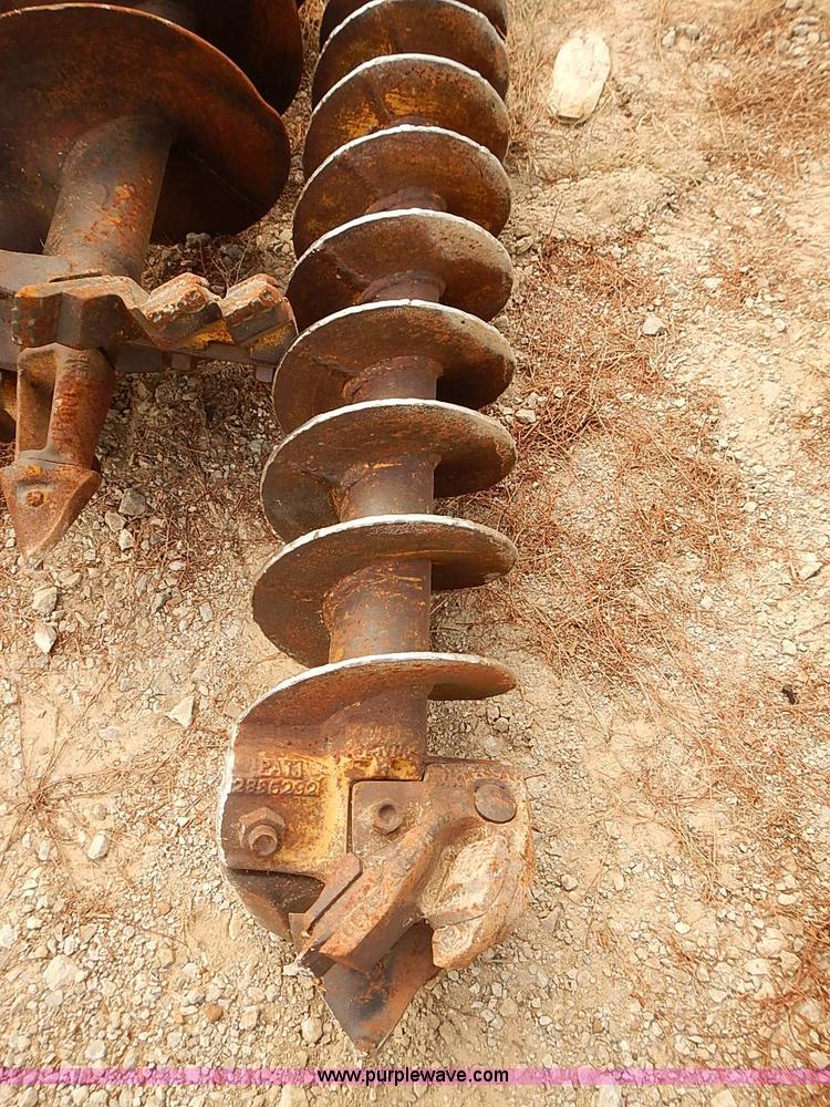 image for item I5478 1986 Chevrolet Kodiak 70 derrick digger truck