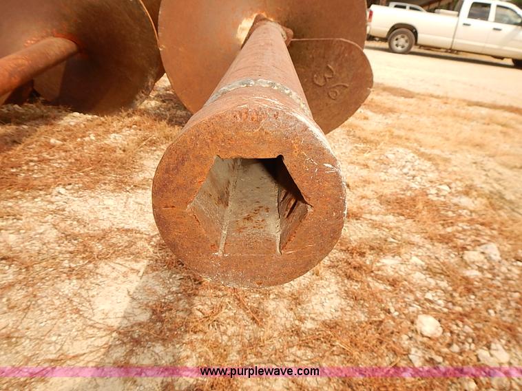 image for item I5478 1986 Chevrolet Kodiak 70 derrick digger truck