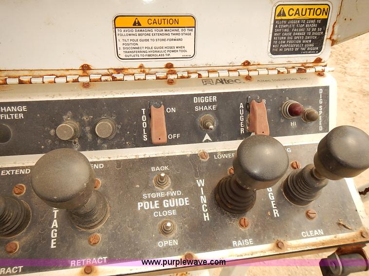 image for item I5478 1986 Chevrolet Kodiak 70 derrick digger truck