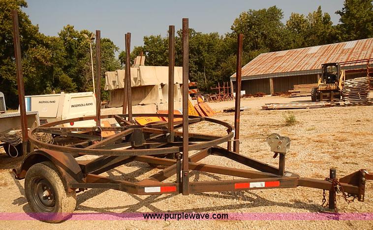 image for item I5480 2005 Miller Eze Load trailer