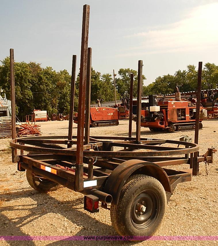 image for item I5480 2005 Miller Eze Load trailer