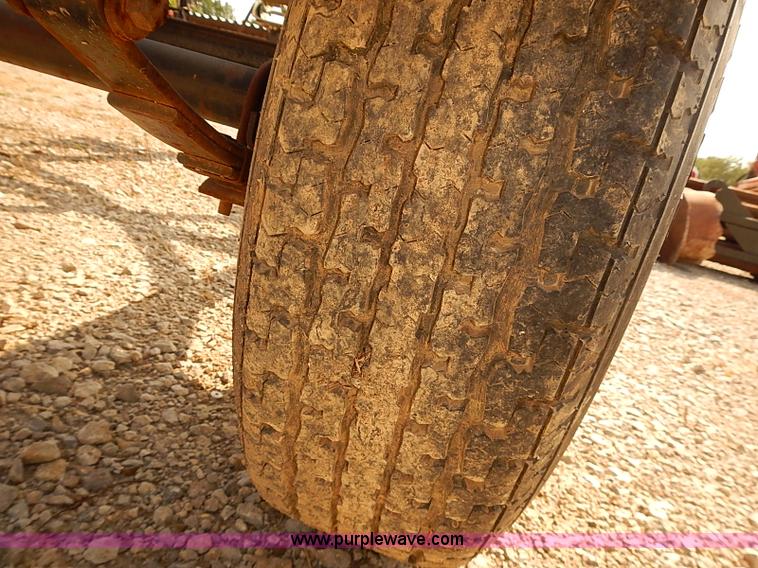 image for item I5480 2005 Miller Eze Load trailer