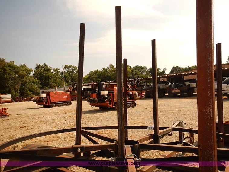 image for item I5480 2005 Miller Eze Load trailer