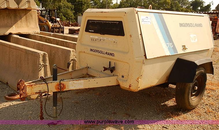 image for item I5482 Ingersoll Rand air compressor