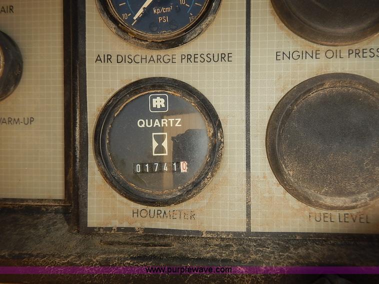 image for item I5482 Ingersoll Rand air compressor