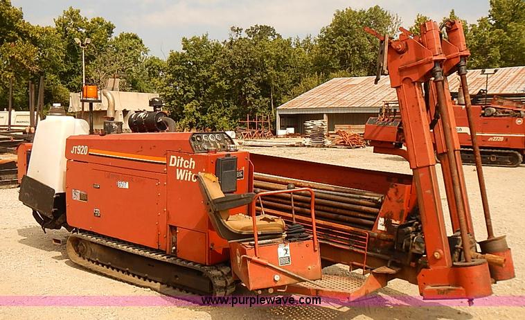 image for item I5488 1997 Ditch Witch JT920 directional drill and trailer