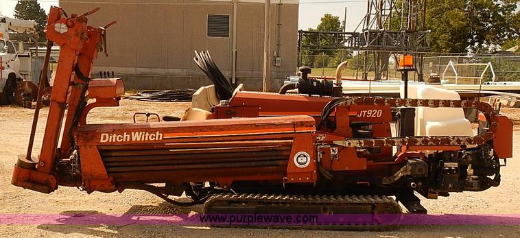 image for item I5488 1997 Ditch Witch JT920 directional drill and trailer