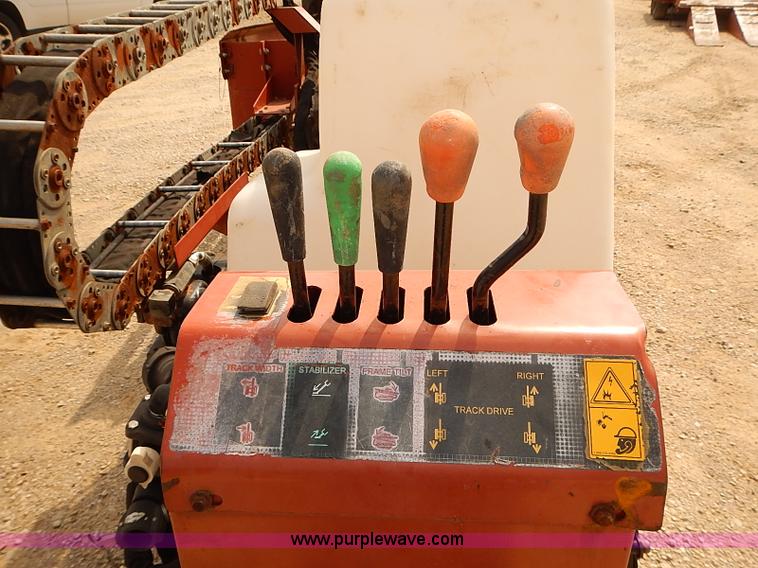 image for item I5488 1997 Ditch Witch JT920 directional drill and trailer