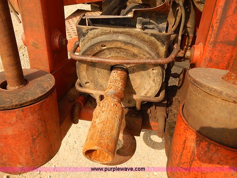 image for item I5488 1997 Ditch Witch JT920 directional drill and trailer