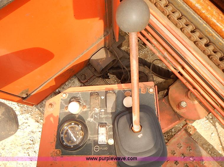 image for item I5488 1997 Ditch Witch JT920 directional drill and trailer