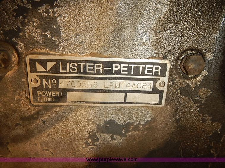 image for item I5488 1997 Ditch Witch JT920 directional drill and trailer