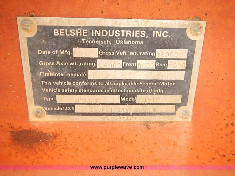 image for item I5488 1997 Ditch Witch JT920 directional drill and trailer