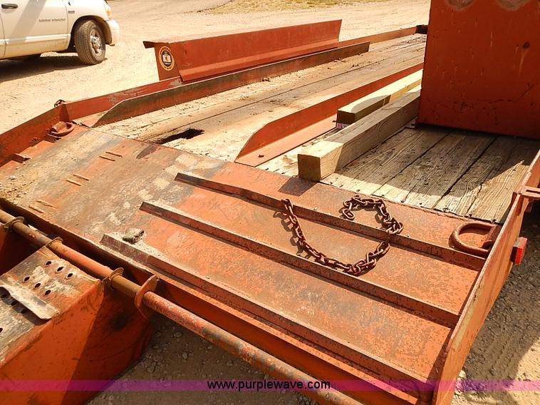 image for item I5488 1997 Ditch Witch JT920 directional drill and trailer