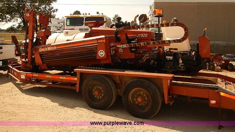 image for item I5488 1997 Ditch Witch JT920 directional drill and trailer