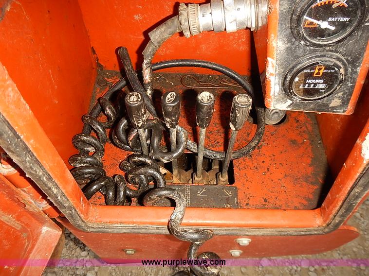 image for item I5489 Ditch Witch JT2720 directional drill