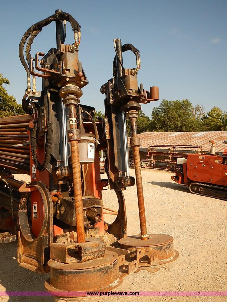 image for item I5489 Ditch Witch JT2720 directional drill