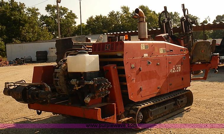 image for item I5499 2001 Ditch Witch JT2720M1 all terrain directional core drill