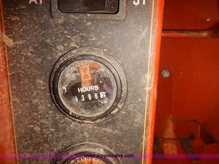 image for item I5499 2001 Ditch Witch JT2720M1 all terrain directional core drill