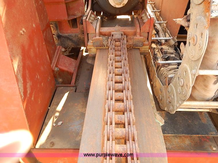 image for item I5499 2001 Ditch Witch JT2720M1 all terrain directional core drill