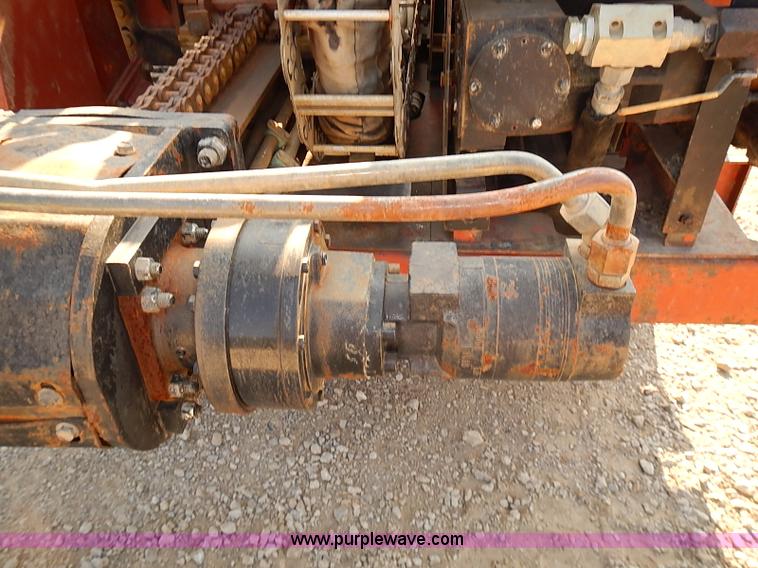 image for item I5499 2001 Ditch Witch JT2720M1 all terrain directional core drill