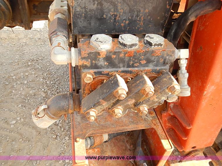 image for item I5499 2001 Ditch Witch JT2720M1 all terrain directional core drill