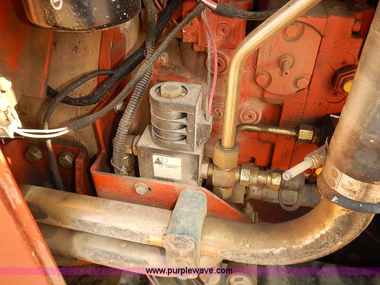 image for item I5499 2001 Ditch Witch JT2720M1 all terrain directional core drill