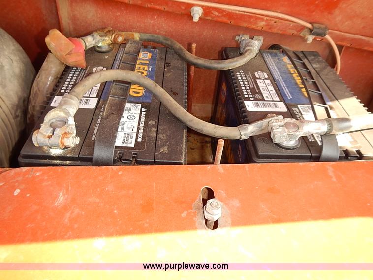 image for item I5499 2001 Ditch Witch JT2720M1 all terrain directional core drill