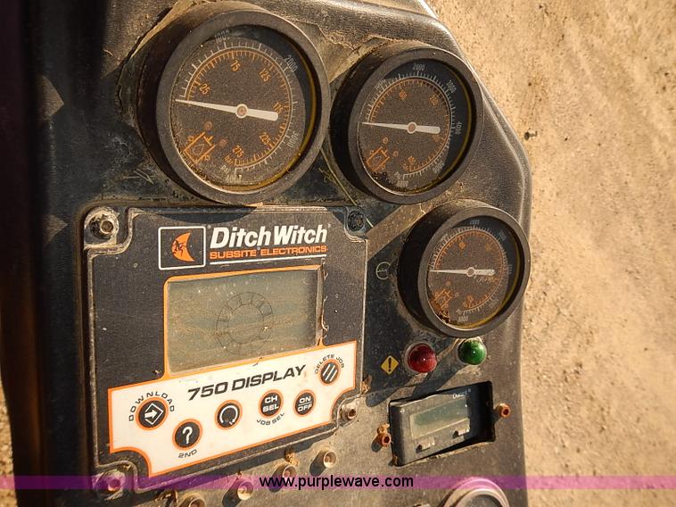 image for item I5499 2001 Ditch Witch JT2720M1 all terrain directional core drill