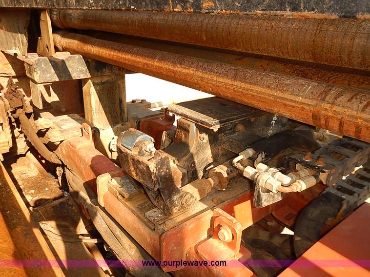 image for item I5499 2001 Ditch Witch JT2720M1 all terrain directional core drill