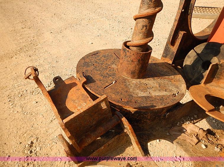 image for item I5499 2001 Ditch Witch JT2720M1 all terrain directional core drill