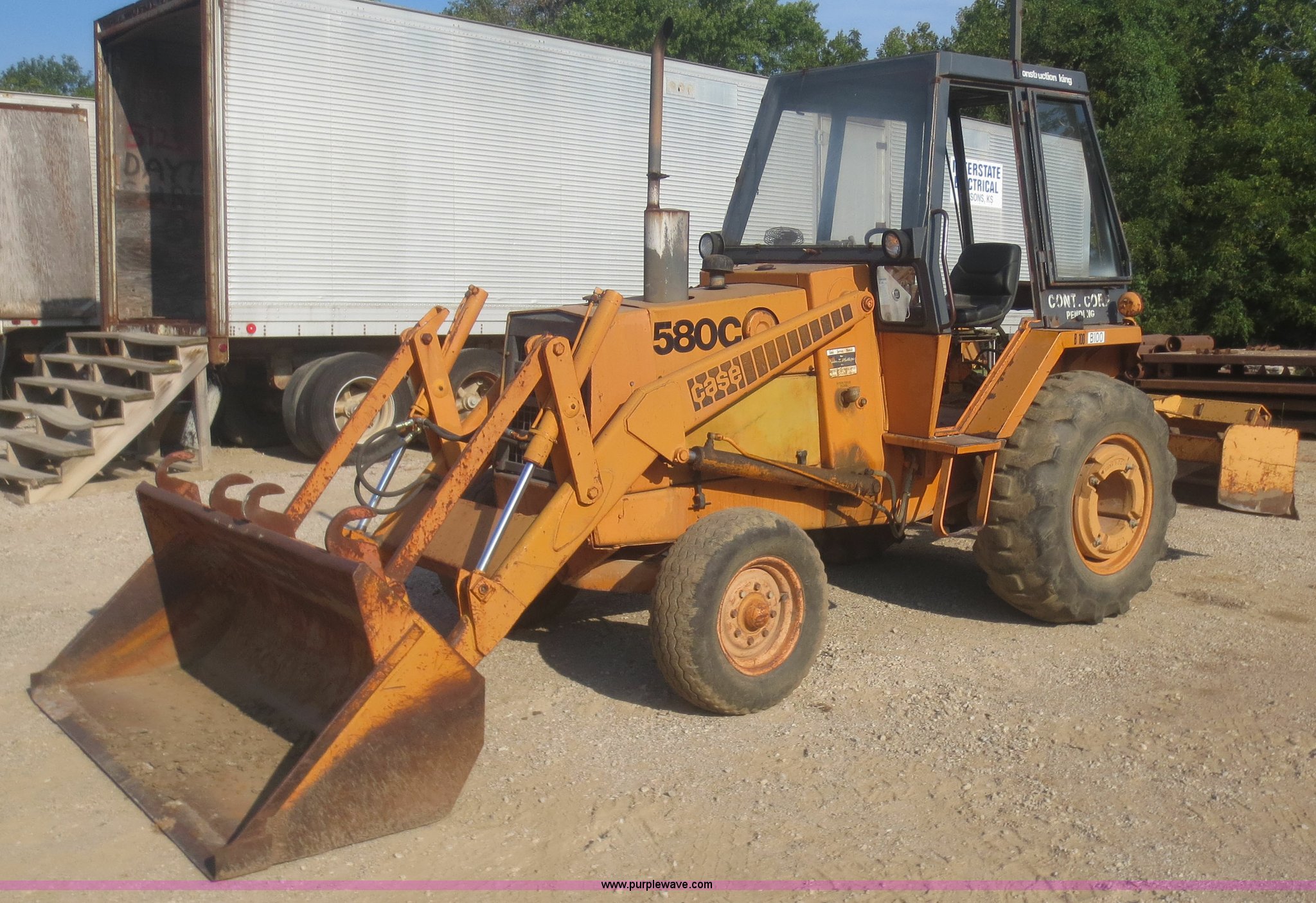 1977 Case 580C landscape loader in Parsons, KS Item F8296 sold