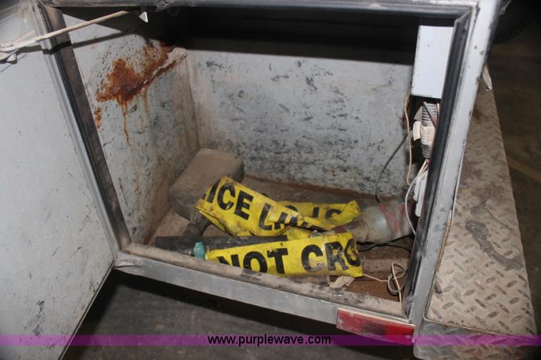 image for item AJ9381 1992 Chevrolet 2500 utility truck