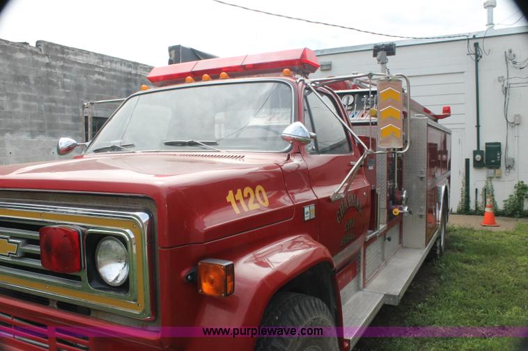 image for item AJ9382 1990 Chevrolet 70 fire engine