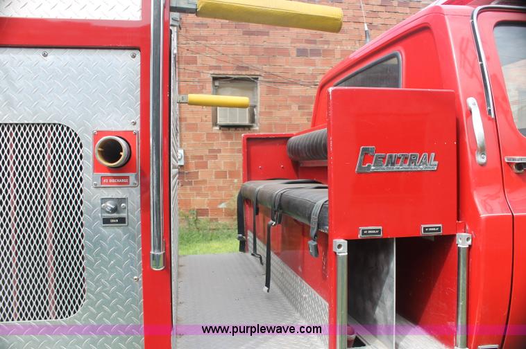 image for item AJ9382 1990 Chevrolet 70 fire engine