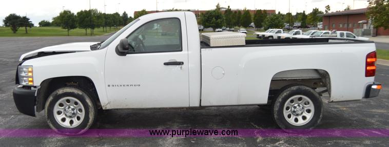 image for item AW9168 2008 Chevrolet Silverado 1500 pickup truck