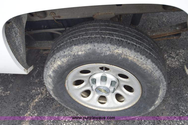 image for item AW9168 2008 Chevrolet Silverado 1500 pickup truck