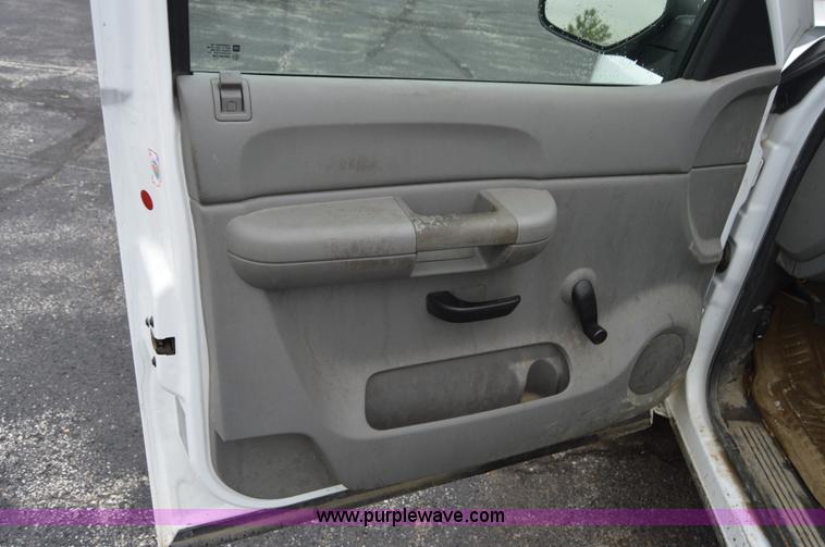 image for item AW9168 2008 Chevrolet Silverado 1500 pickup truck