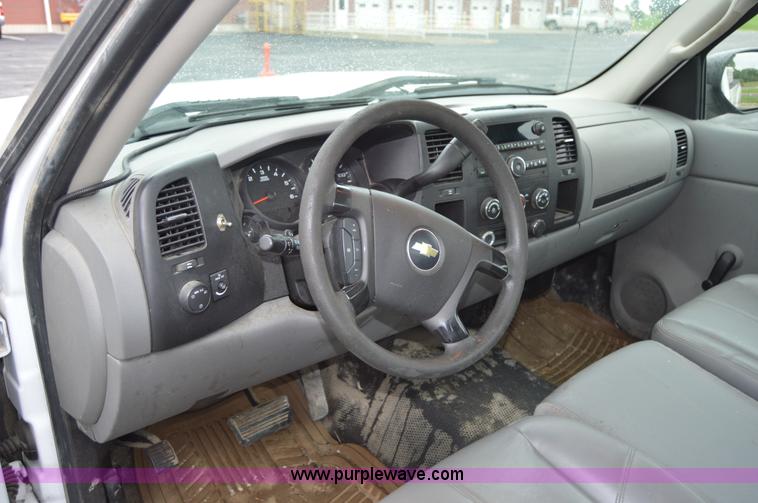 image for item AW9168 2008 Chevrolet Silverado 1500 pickup truck