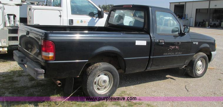 image for item B5938 1996 Ford Ranger XL pickup truck