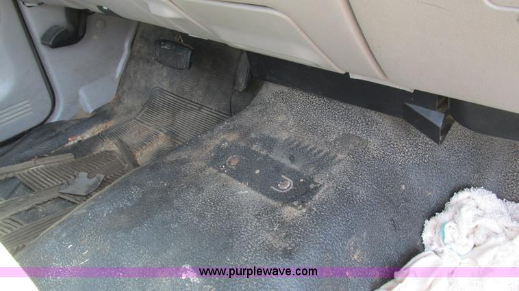 image for item B5938 1996 Ford Ranger XL pickup truck