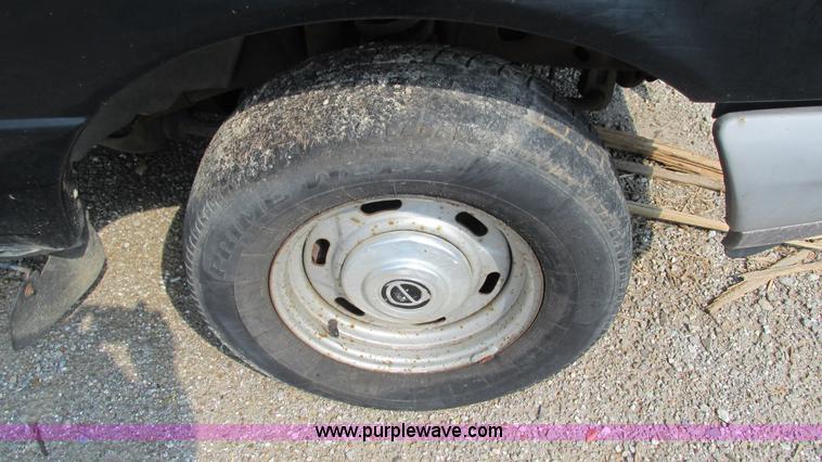 image for item B5938 1996 Ford Ranger XL pickup truck